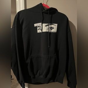 brandy melville, “i’ll meet you in New York” oversized black hoodie